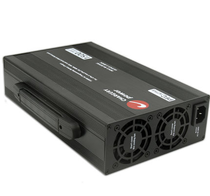 ลิทியம்ไอออนลิทியம் NCM Ac To Dc แบตเตอรี่ชาร์จสําหรับ Drones 67.2V 4S 8S 12S 16S